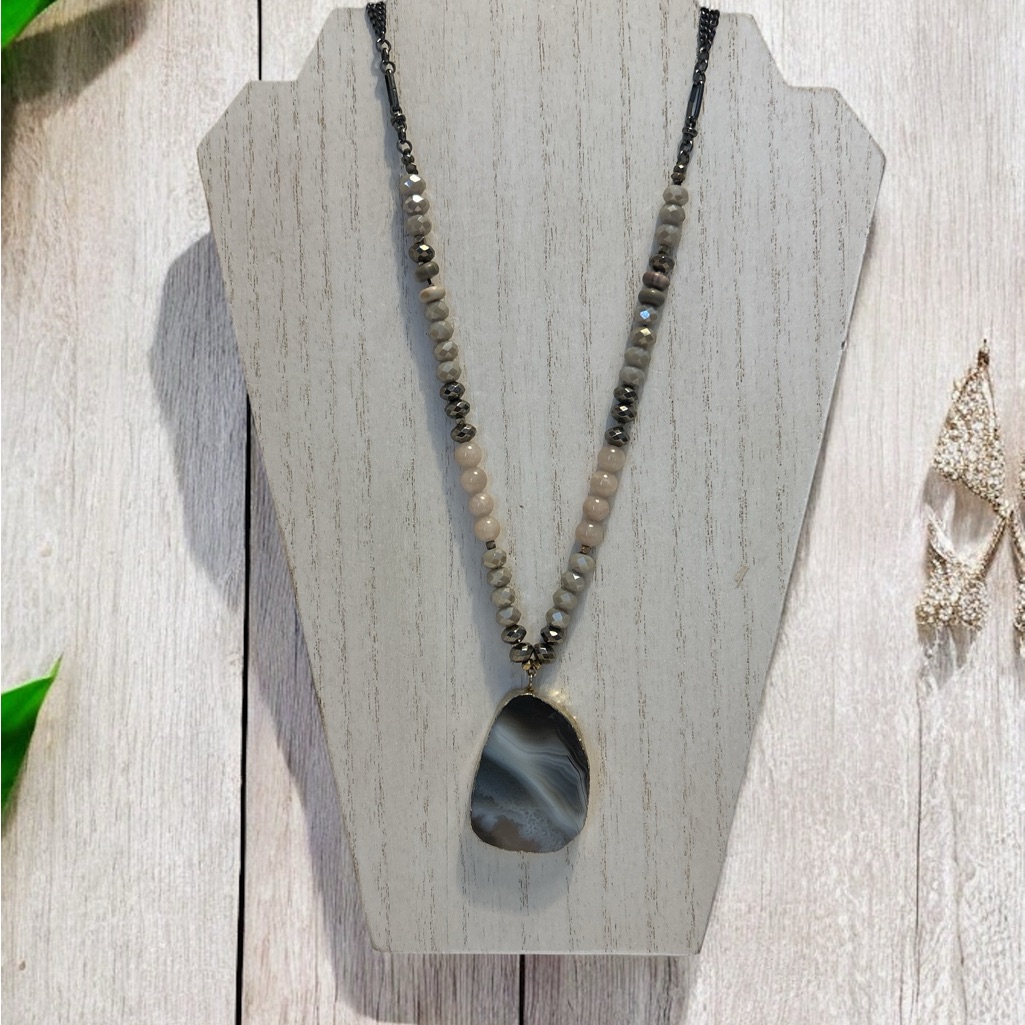 Nakamol Gunmetal Tone Agate Beaded Pendant Necklace 282 38$